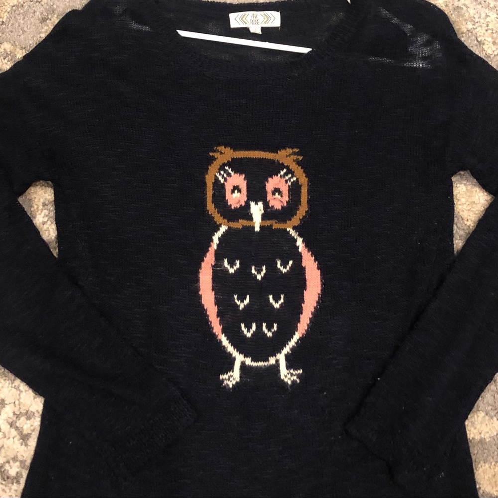 Lightweight sweater